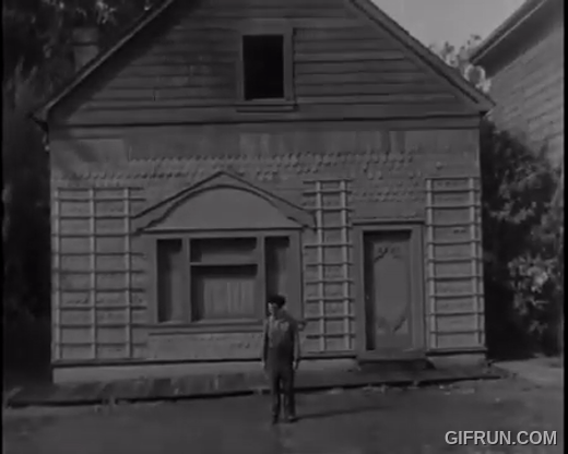 f5d53e35c1bbe2bd911b88be92a9962230177905.gifv