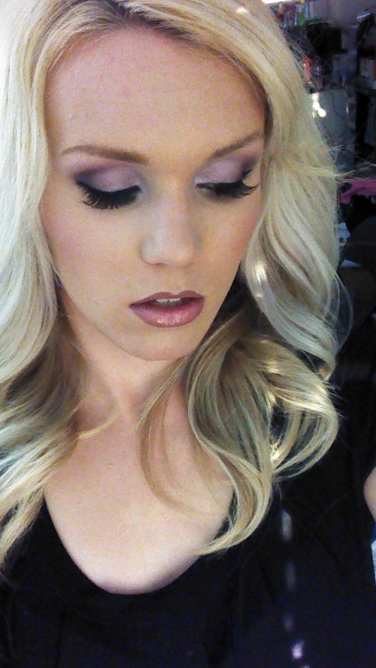 dreamtgirls:  Kylie Boudoir,   25 years old, transgender, california   Visit his Tumblr : http://kylieboudoir.tumblr.com/tagged/me 