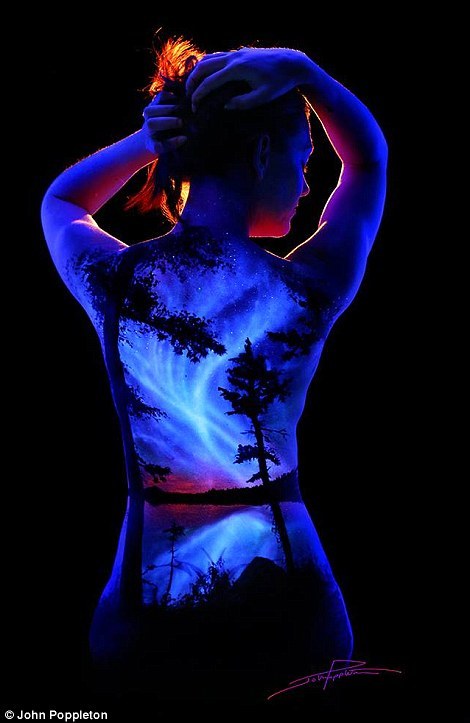 sixpenceee:    Under Black Light   John Poppleton, from California, creates incredible