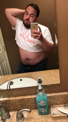 theatregeek96:I made myself a crop top and honestly I’m vibing on it