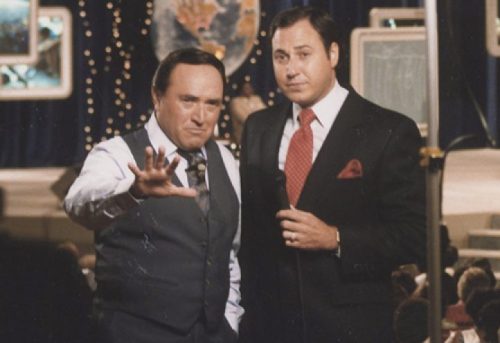 Morris Cerullo (1931-2020)Physique: Average BuildHeight: 5'3" (1.60 m)Morris Cerullo was an Ame
