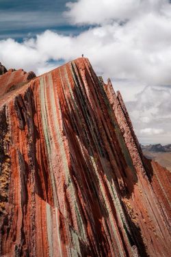 j-k-i-ng:
“““Untitled” by | Jose Mostajo”
Rainbow Mountains, Andes, Peru”