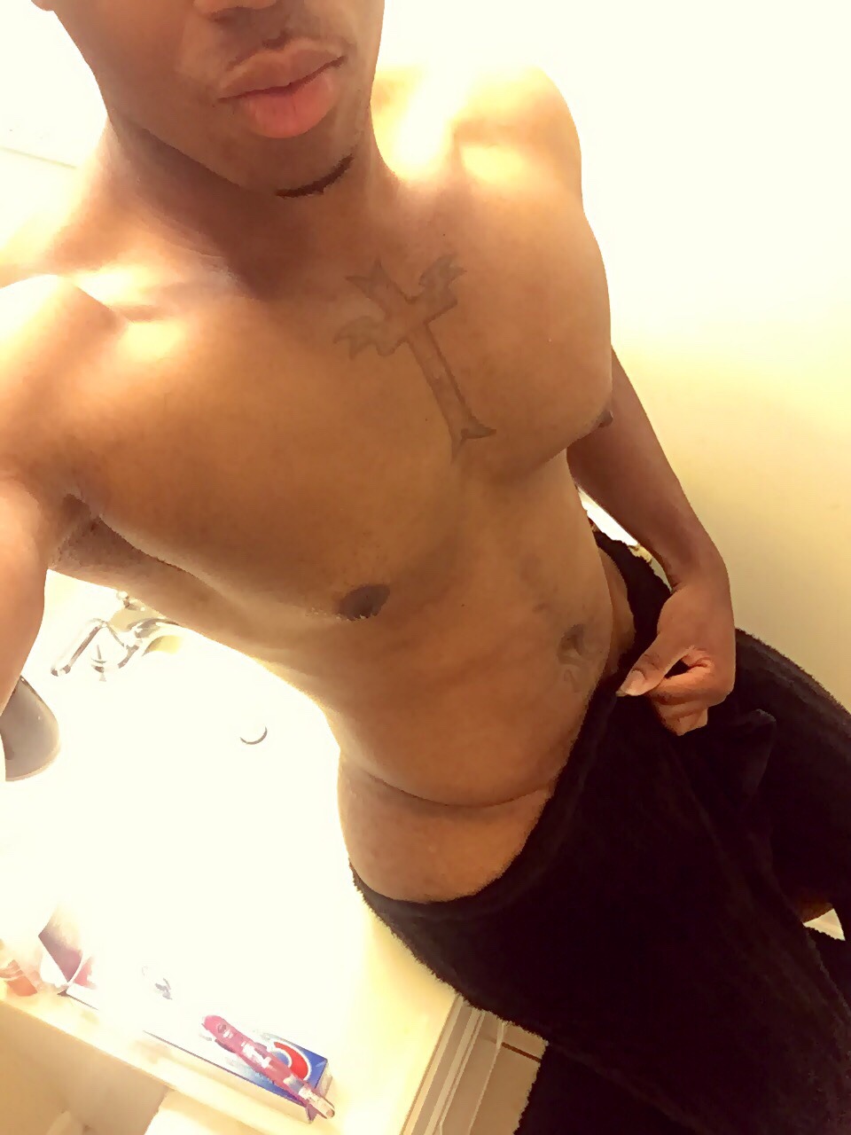 bigdomo15:  SC-aye_malique IG-ayemalique Kik-ayeemalique Twitter-Aye_malique