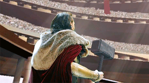 hard-on-for-hiddleston:What are you doing? [x]