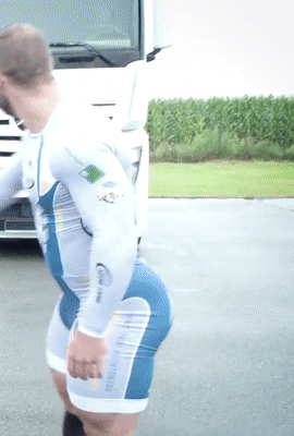 yungsexy:  yachirobi:  deadlifts-and-derrida:   dalthorn:  Robert Forstemann   I