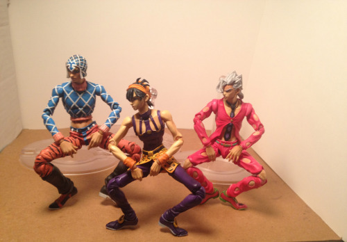 chaos-chaos-chaos-x:  Since I finally have a Fugo figure now, I HAD to do this.     I love this