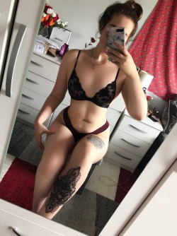 lacelustlingerie:  It’s hard to take sexy