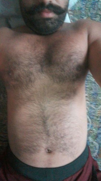 jobunjalwa: Pakistani Garam Mard Jis K Moh mn Sigrat h is ka Number