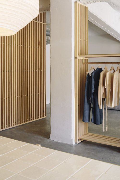 Kowtow FlagshipWellington, New ZealandDesign & Concept: Rufus Knight & KowtowArchitects: Mak