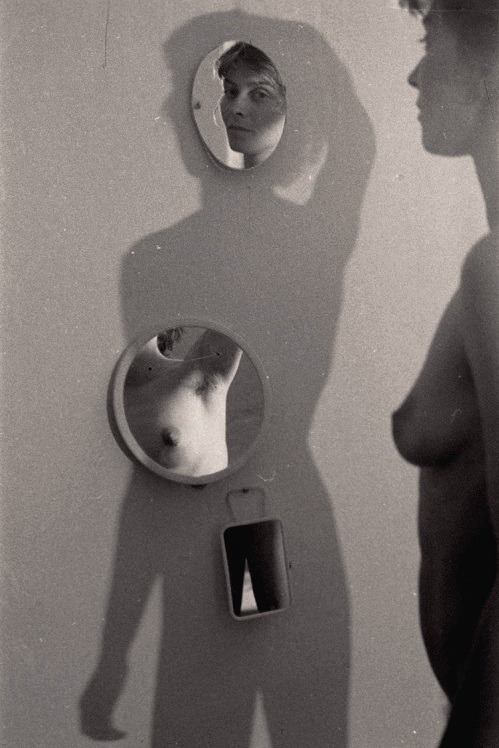 miss-catastrofes-naturales:  Ujj Zsuzsi Untitled Series (1989)