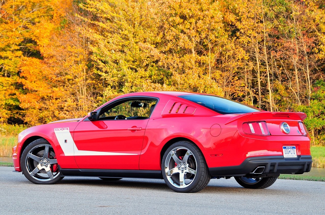 fuckyeahfordmustangs:  americanclassicmusclecars:  Muscle Cars…  Roush 5XR  Ford
