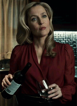 thedxminatrix: @drdumaurier requested: Bedelia du Maurier x Irene Adler