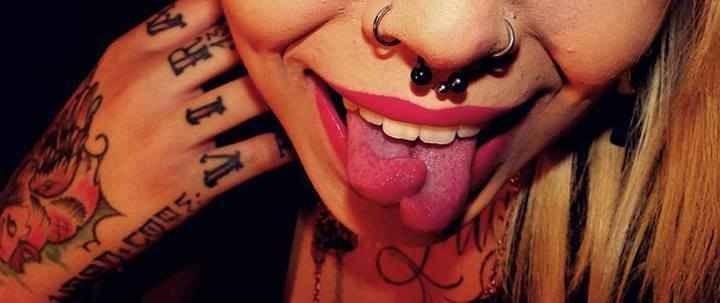 setosiris:  Tongue splitting.I want.