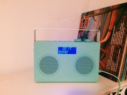 bakerie:  picked up my new radio today, super