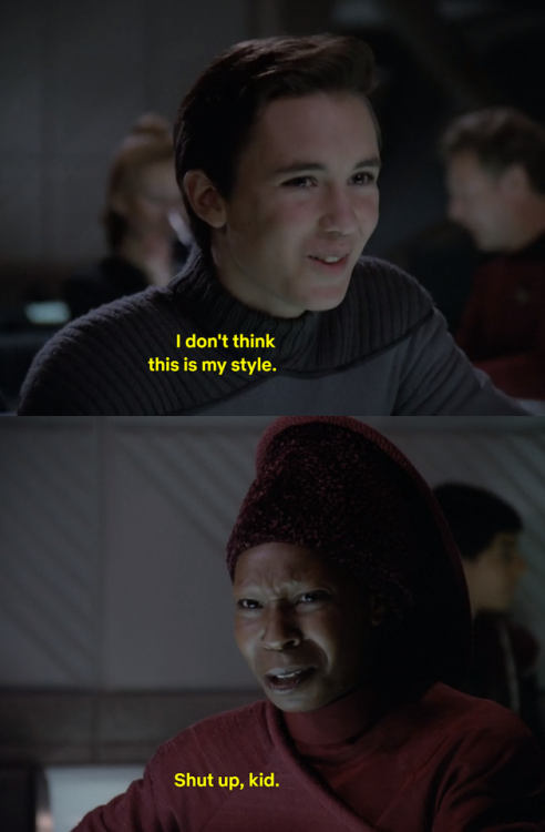 somewhere-inthe-deep: captainsblogsupplemental:So, it’s pretty much canon that Guinan and Riker ha