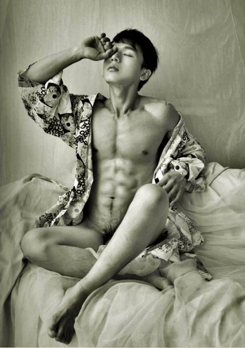 onlyasianhunks:   02/04/18  