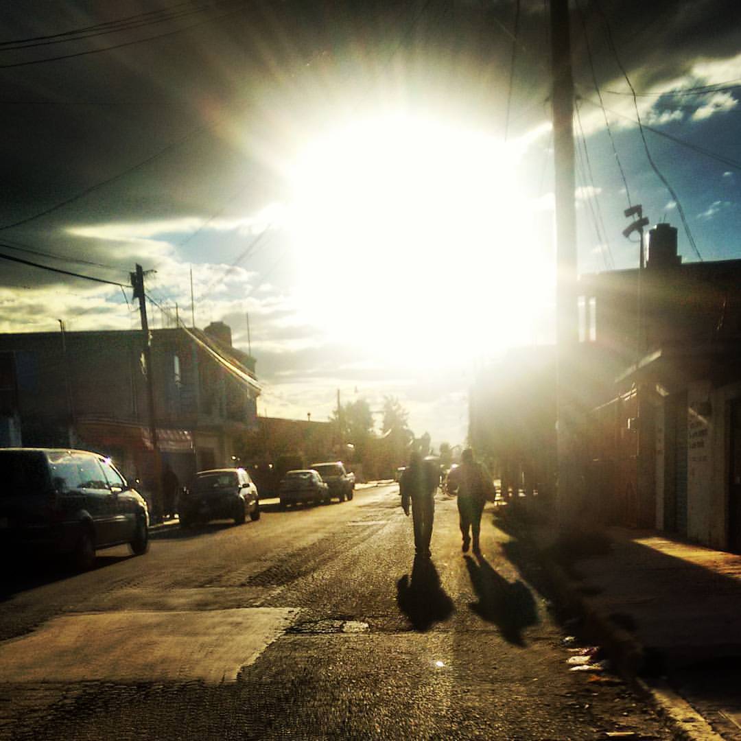 No, no es una Genkidama; estaba llegando a mi casa. 