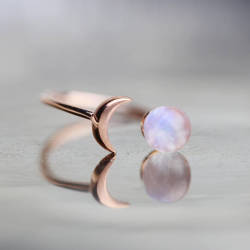 cute-thangsss:Rose Gold Ring Rainbow Moonstone Ring