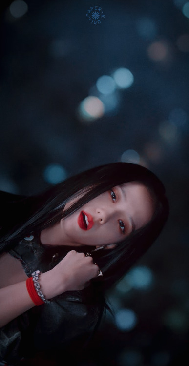 『JISOO』saved? reblog or like