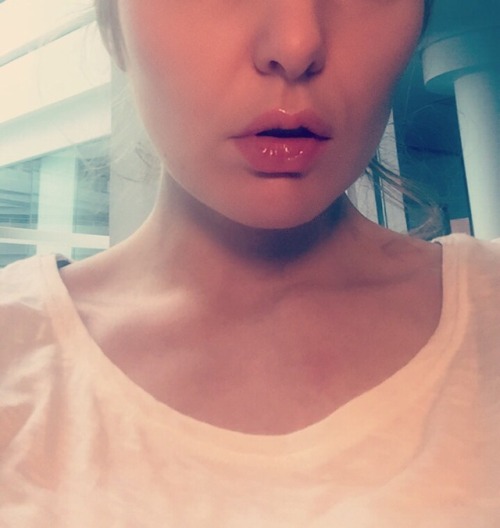 misssweetdk:My pink lips, ready for your passionate kisses Damn&hellip;