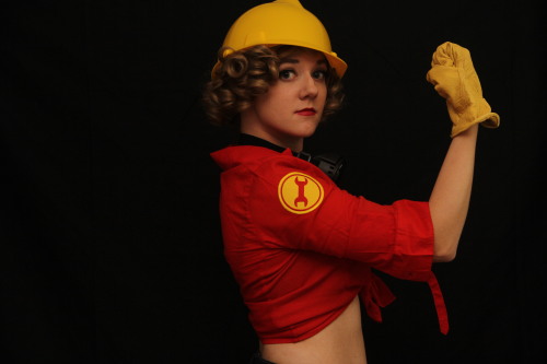 sassyphotography: Our finished fem!tf2 cosplays. We are gonna be walking around Tampa Comic Con tomo