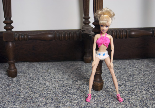 desire-to-be-skinny-in-diapers:  Barbie Decided she wanted to be a Diaper girl also! :)