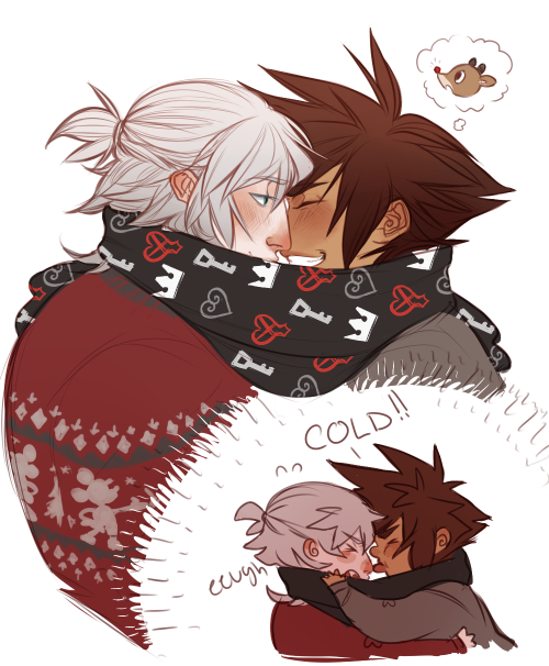 starhoodies:  That kh scarf from Loot for Her is great n all but ur gonna need to huddle p close if ur gonna fit two people in that thing. (lol)I started the sketch for this while I was on death’s door with the stomach flu and it kept me alive