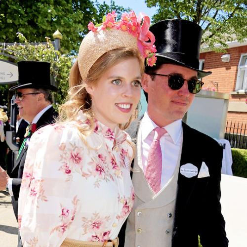 theroyalsandi:Princess Beatrice and Edoardo Mapelli Mozzi arriving ahead of day one of Royal Ascot