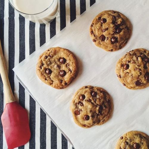 Vegan chocolate chip cookies!!! My favorite dessert https://instagram.com/thecoloradoavocado