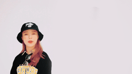 jungwhee:lucky for you, that’s what i like!