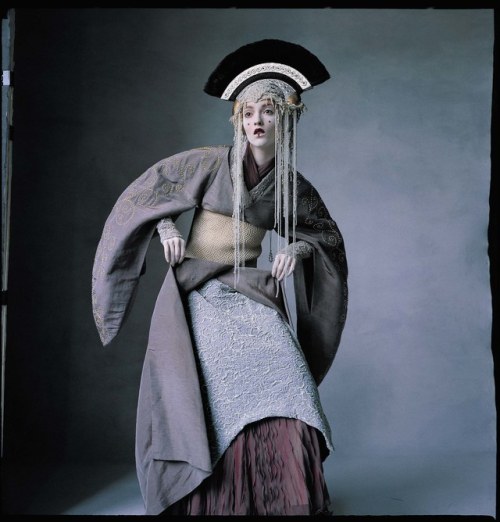 femmequeens:Audrey Marnay in “Star Wars Couture” photographed by Irving Penn for Vogue Magazine Apri