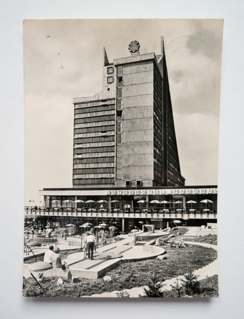 benkaden:AnsichtskarteOberhof (Thür. Wald)Interhotel “Panorama”[Krešimir Martinković, 1967-69]BILD U