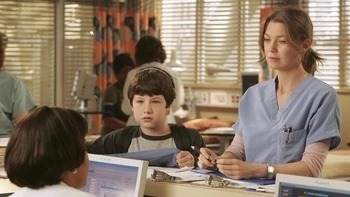 teenvoguer:Meredith Grey helped Clay Jensen get ears so he could listen to tapes left by Addison Montgomery’s daughter