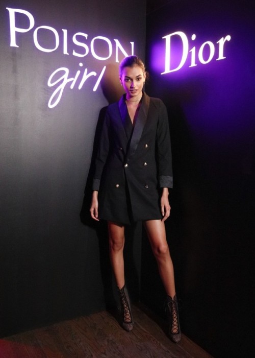 Gizele Oliveira looking sexy in a coat used as a mini dress. Good enough for us :) Check out more be