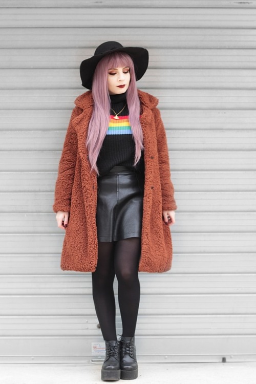 vanillasyndrome: Fake fur coats are my favorite and this one is super soft  get it HERE!More on my b