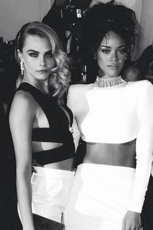 dysttopian:  Cara Delevingne x Rihanna