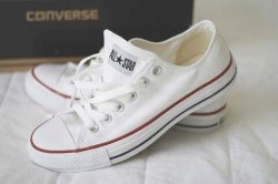 anairamlove:  converse on We Heart It - http://weheartit.com/entry/166377459