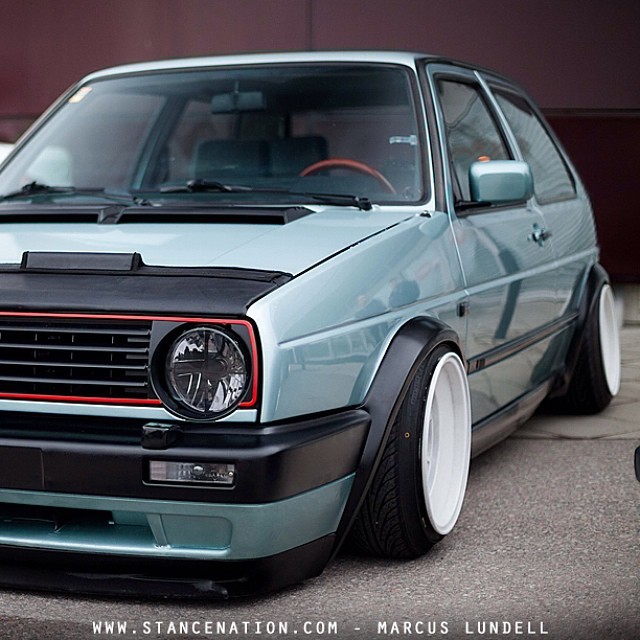 stancenation:  Can’t go wrong with simple..well you can but this is definitely