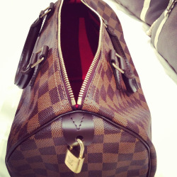 glittered-louboutins:  blvckcrystal:  //  ♡ more posts like this here http://glittered-louboutins.tumblr.com/ ♡ 