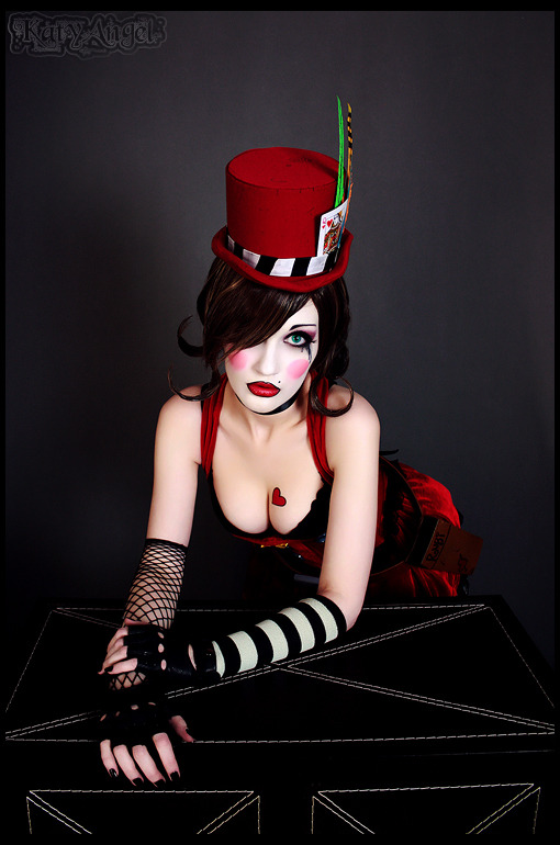 pelennanor:  Borderlands - Mad Moxxi by Katy-Angel 