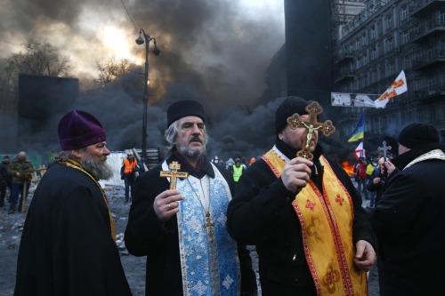 Porn Pics zoetica:  Tense, fascinating photos of orthodox