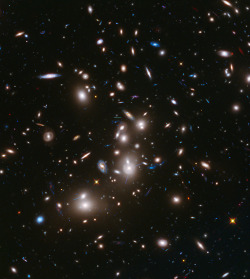 ohstarstuff:  Deep views of the Universe