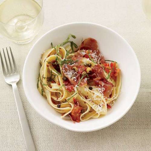 © Tina RuppFettuccine with Tomatoes and Crispy Capers