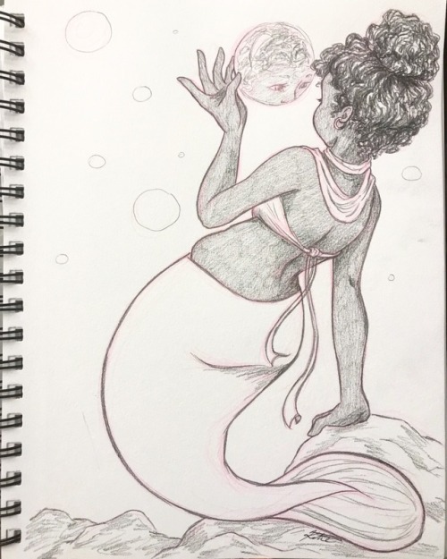 Day 5 of #mermay sees her reflection! I haven’t drawn too many characters from this angle before, so