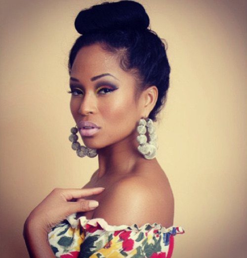 divalocity:  Miss Tae Heckard 