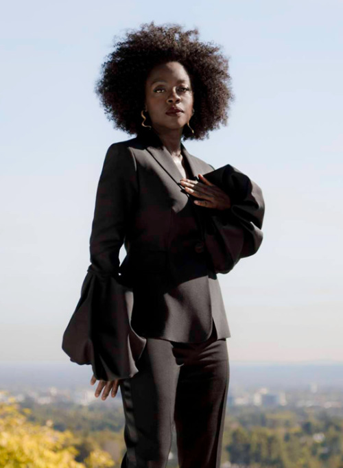 Porn accras:Viola Davis in Porter Magazine photos