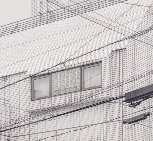 janvranovsky:Rainy day in Sendagi (literally the first thing I see when leaving my flat every day)  | © Jan Vranovský, 2015