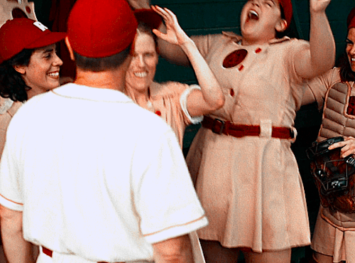 KELLY MCCORMACK As JESS MCCREADY In A LEAGUE OF THEIR OWN (Season 1)