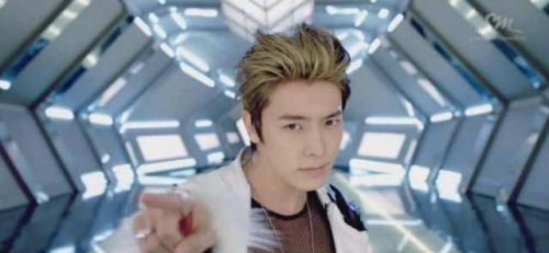 Donghae - Break Down