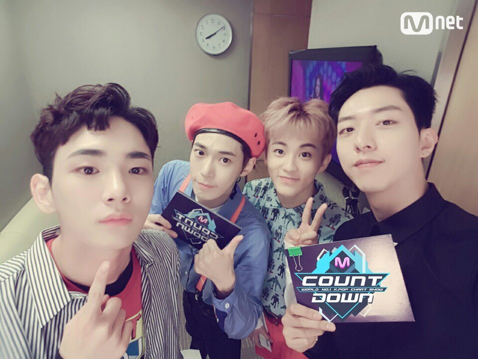 [PHOTO] Mcountdown twitter update - with Key 160825 - (1P)
Credit: MnetMcountdown